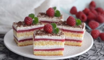 Малиновий торт