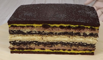 Пляцок Весняна Вишиванка